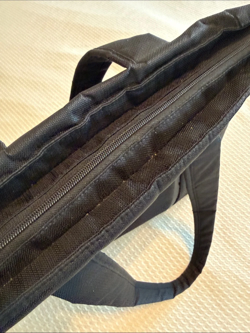 Ricardo Travel Tote Bag with Trolley Sleeve
